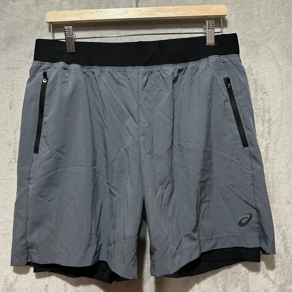 Asics Mens 2-in-1 Running Shorts Gray Black Large L Zipper Pockets RN 83394